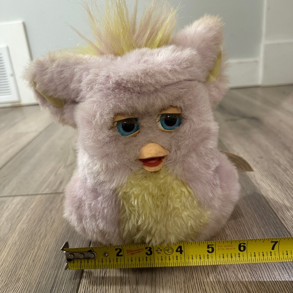 Funky Furby 2006 super rare works - broken battery cover